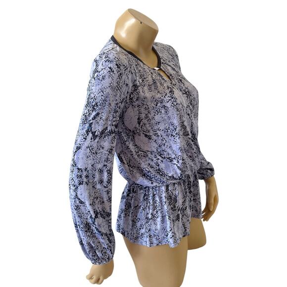 ELLEN TRACY Womens Petite Size PM Animal Print Keyhole Neck Long Sleeve Shirt - Picture 3 of 8